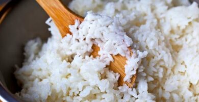 Hvordan tilberede ris til hunder